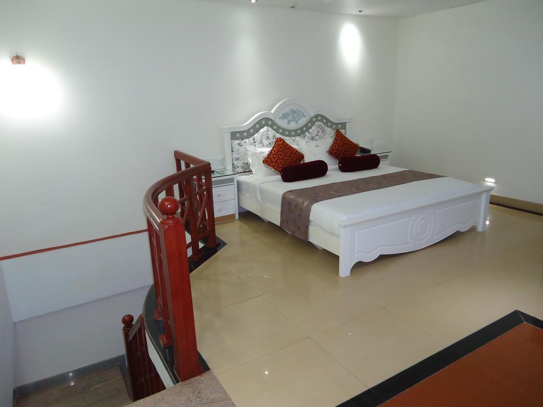 Hotel Hiton Perintalmanna Ruang foto