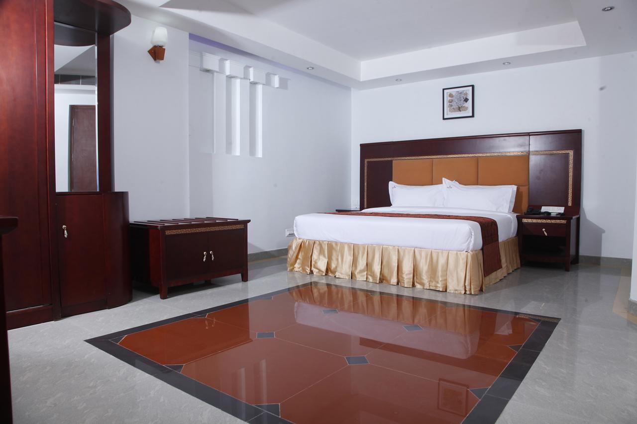 Hotel Hiton Perintalmanna Ruang foto