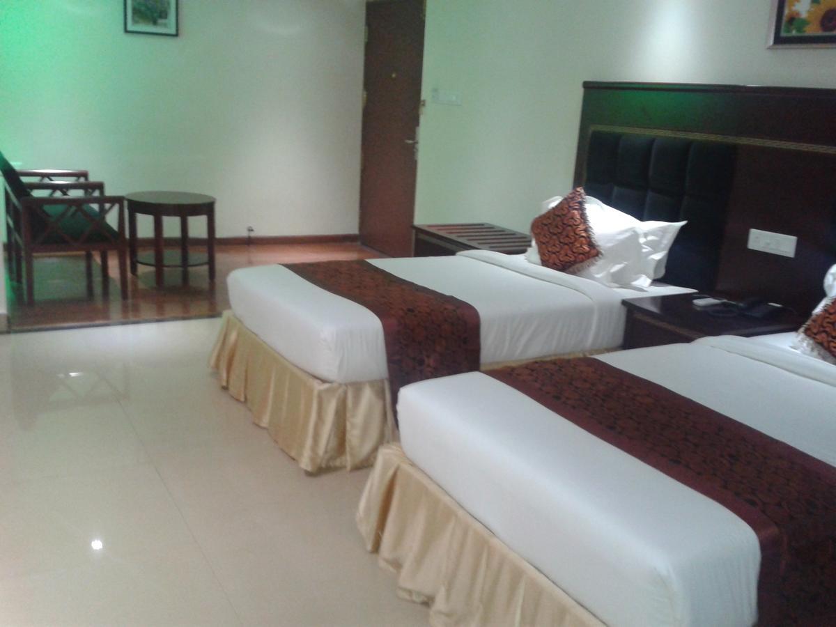 Hotel Hiton Perintalmanna Ruang foto