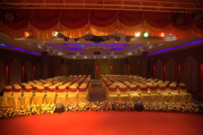 Hotel Hiton Perintalmanna Bagian luar foto